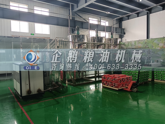 企鵝牌茶籽油雙螺桿榨油機(jī)，用心制造獲得客戶認(rèn)可(圖3)