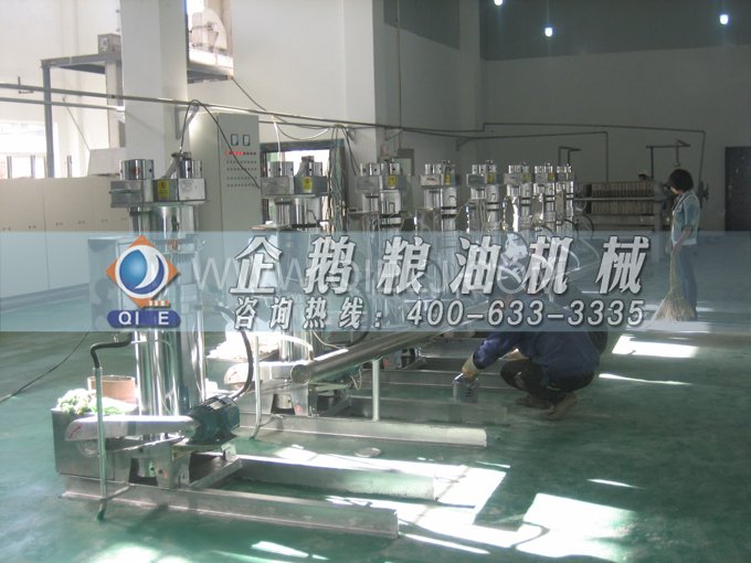 芝麻油壓榨處理設(shè)備，企鵝牌液壓榨油機勇于創(chuàng)新生產(chǎn)效率高(圖5)